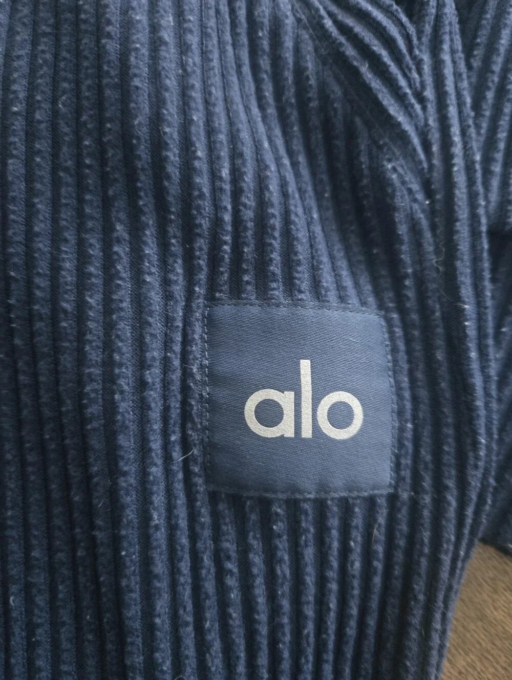 Alo Yoga Muse 2pc Navy Set Hoodie and Jogger sz MEDIUM